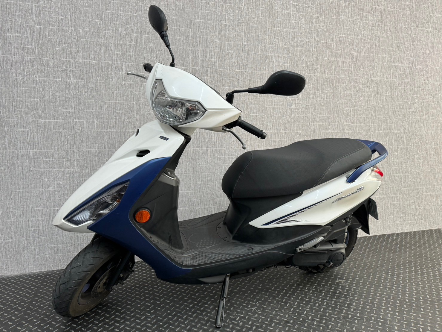 勁豪125